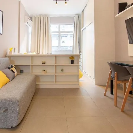 Line Rio: Copacabana Moderno Studio C/ Internet 500Mbps, Smart Tv